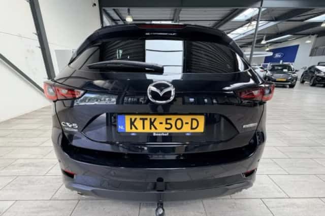 Mazda CX-5 (2022) thumbnail 4