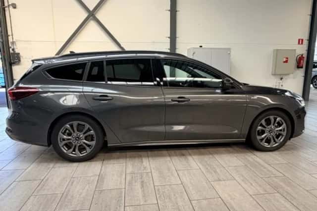 Ford Focus (2025) thumbnail 6