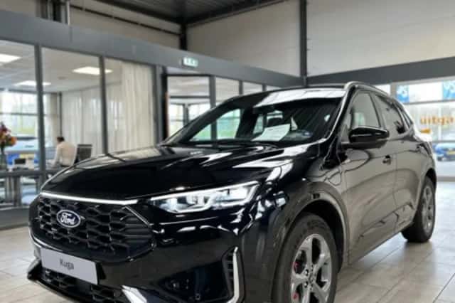 Ford Kuga (2025) thumbnail 1