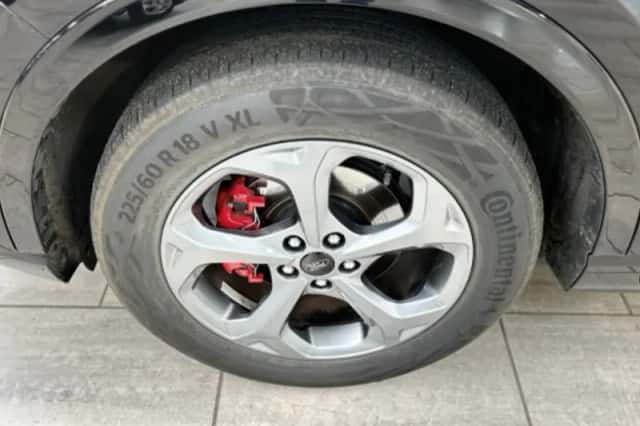Ford Kuga (2025) thumbnail 5