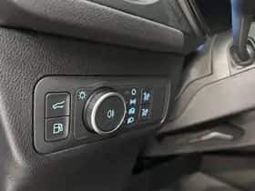 Ford Kuga (2025) thumbnail 18