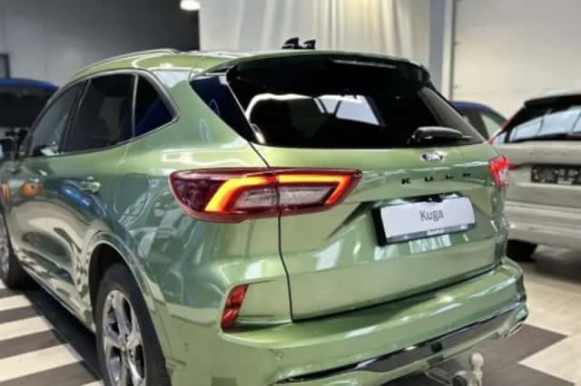 Ford Kuga (2025) thumbnail 4