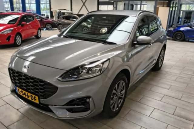 Ford Kuga (2021) thumbnail 1