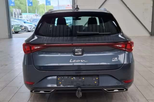 SEAT Leon (2025) thumbnail 4