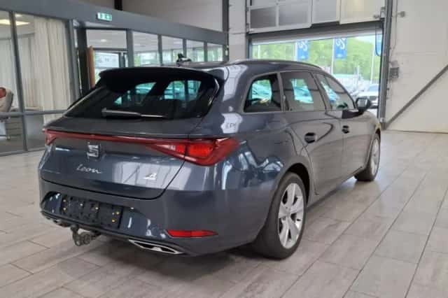 SEAT Leon (2025) thumbnail 5