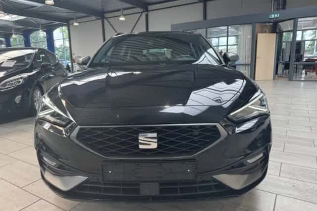 SEAT Leon (2025) thumbnail 6