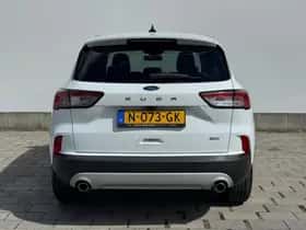 Ford Kuga (2020) thumbnail 3