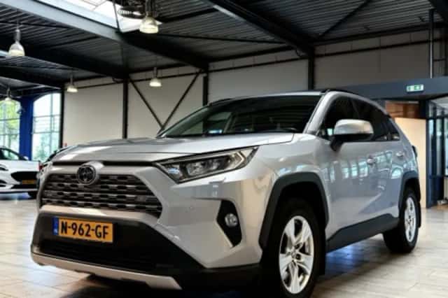 Toyota RAV4 (2020) thumbnail 1