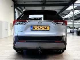 Toyota RAV4 (2020) thumbnail 4