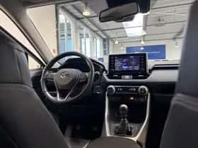 Toyota RAV4 (2020) thumbnail 10