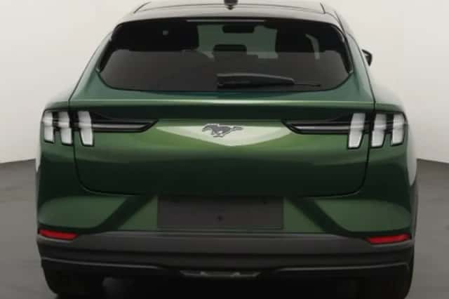 Ford Mustang Mach-E (2026) thumbnail 4