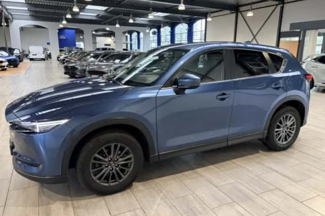 Mazda CX-5 (2018) thumbnail 2