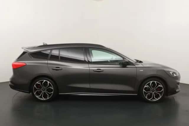 Ford Focus (2021) thumbnail 6