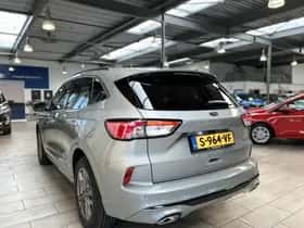 Ford Kuga (2023) thumbnail 2