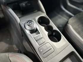 Ford Kuga (2023) thumbnail 15