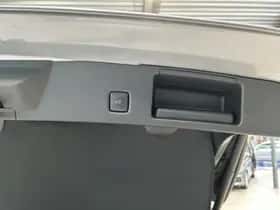 Ford Kuga (2023) thumbnail 18