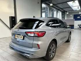 Ford Kuga (2023) thumbnail 4