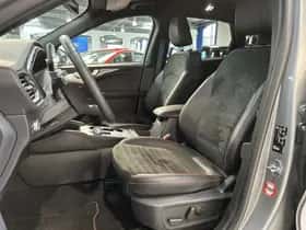 Ford Kuga (2023) thumbnail 7