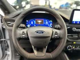 Ford Kuga (2023) thumbnail 9