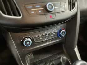 Ford Focus (2018) thumbnail 15
