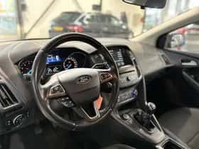 Ford Focus (2018) thumbnail 8