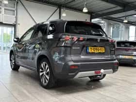 Suzuki S-Cross (2022) thumbnail 2