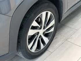 Suzuki S-Cross (2022) thumbnail 8