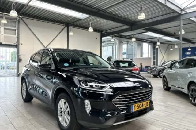Ford Kuga (2023) thumbnail 6