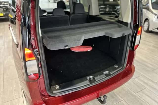 Ford Tourneo Connect (2026) thumbnail 4