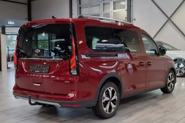 Ford Tourneo Connect (2025) thumbnail 5