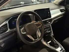 Volkswagen T-Roc (2025) thumbnail 10