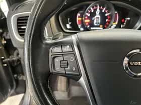 Volvo V40 (2018) thumbnail 12