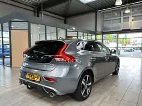 Volvo V40 (2018) thumbnail 3