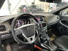 Volvo V40 (2018) thumbnail 8