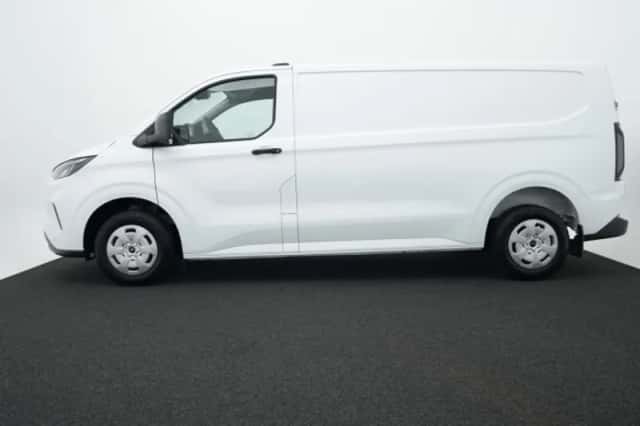 Ford Transit Custom (2024) thumbnail 1