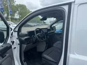 Ford Transit Custom (2024) thumbnail 2