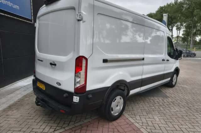 Ford Transit (2024) thumbnail 1
