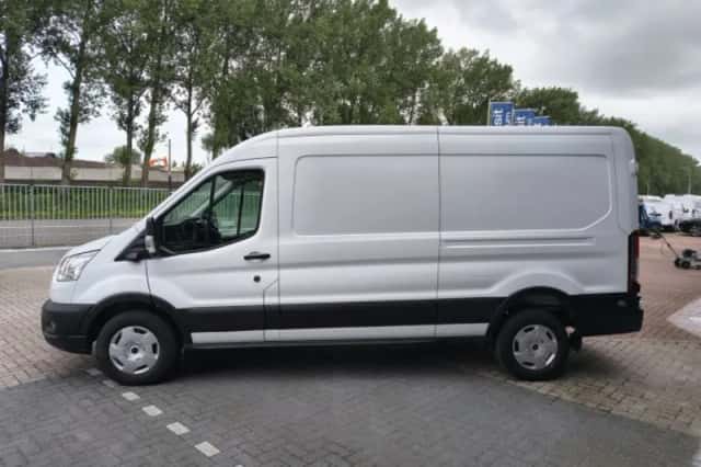 Ford Transit (2024) thumbnail 2