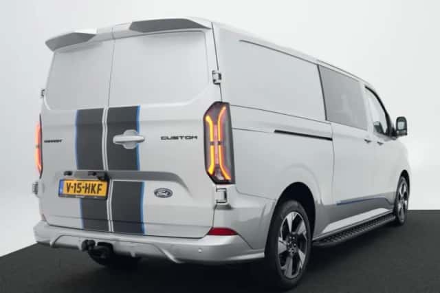 Ford Transit Custom (2024) thumbnail 4