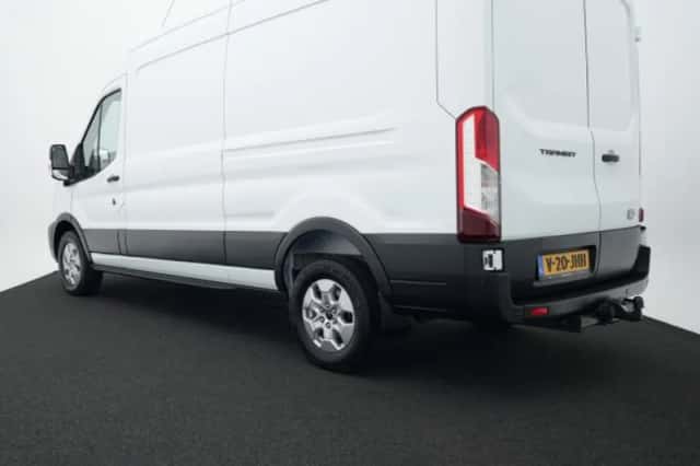 Ford Transit (2024) thumbnail 2
