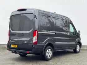 Ford Transit (2024) thumbnail 4