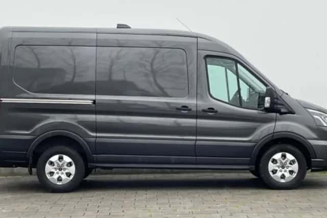 Ford Transit (2024) thumbnail 5