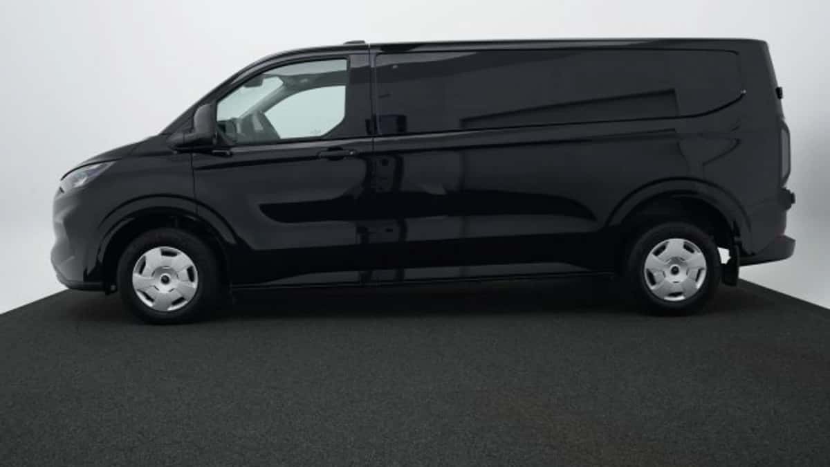 Ford Transit Custom (2024) — foto 1
