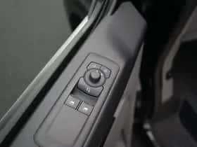 Ford Transit Custom (2024) thumbnail 28