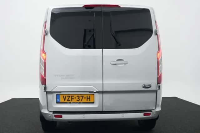 Ford Transit Custom (2023) thumbnail 3