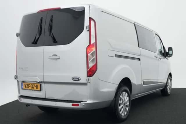 Ford Transit Custom (2023) thumbnail 4