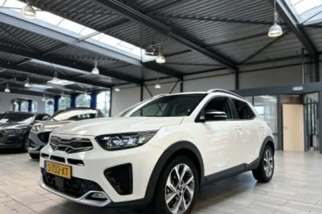 Kia Proceed (2019) thumbnail 1