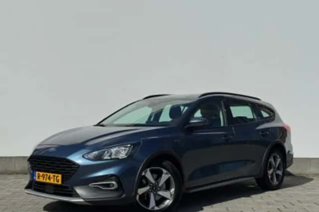 Ford Focus (2019) thumbnail 1