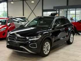 Volkswagen T-Roc thumbnail 2