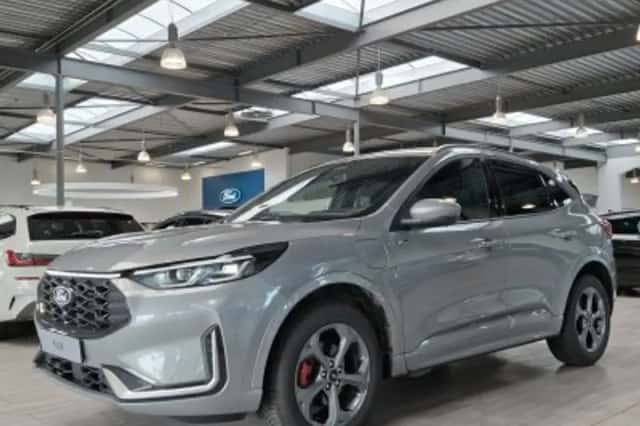 Ford Kuga (2025) thumbnail 4